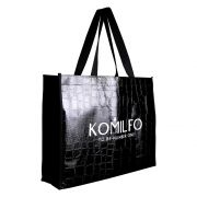 Сумка Komilfo 39*29*10 см черная ламинированная, змея